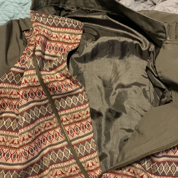 Jacket - Picture 11 of 11